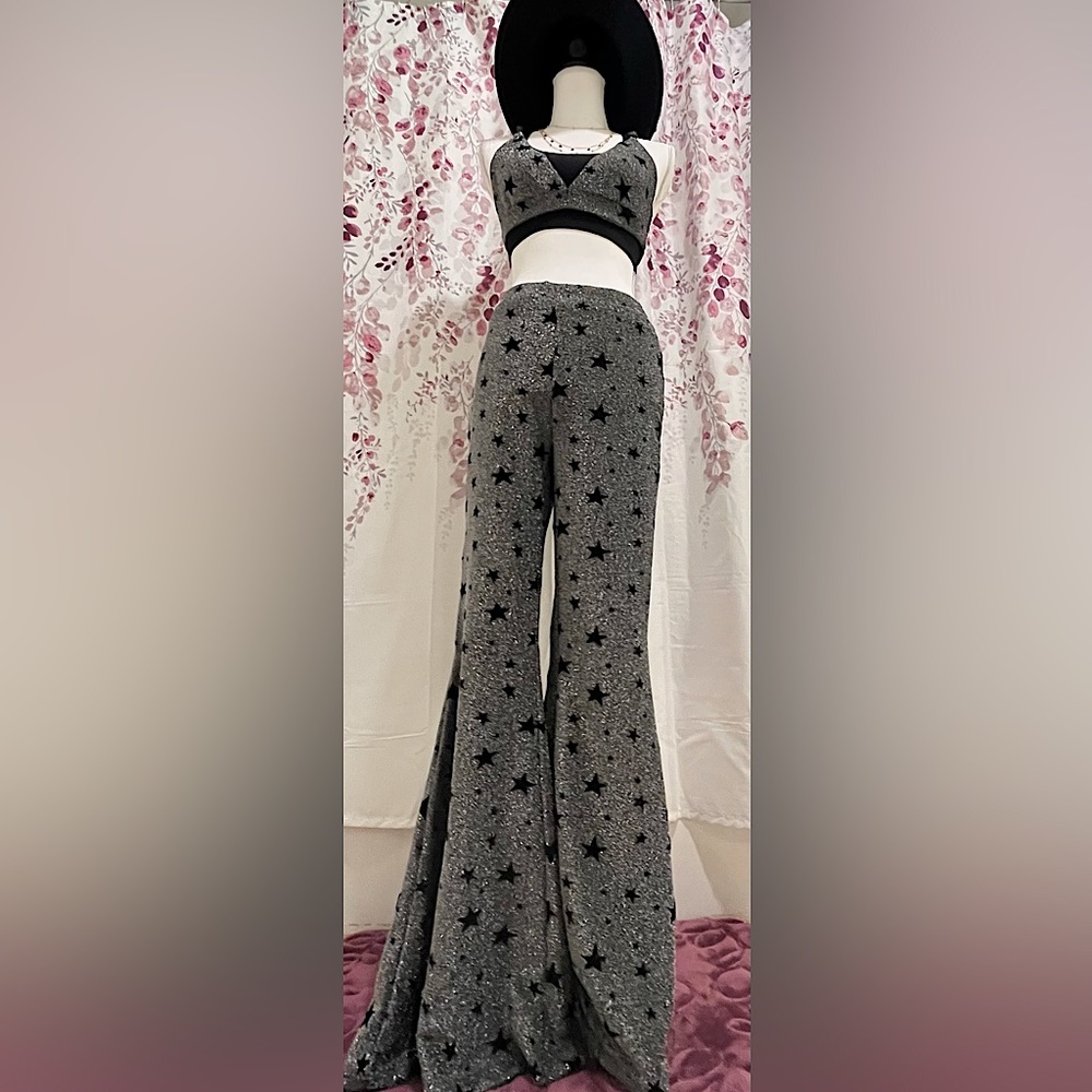 Two Piece SET Glitter Flare Pant Cami Top Star Print